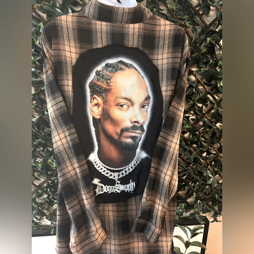 UPCYCLED one of a kind SNOOP DOGG rap music band shirt